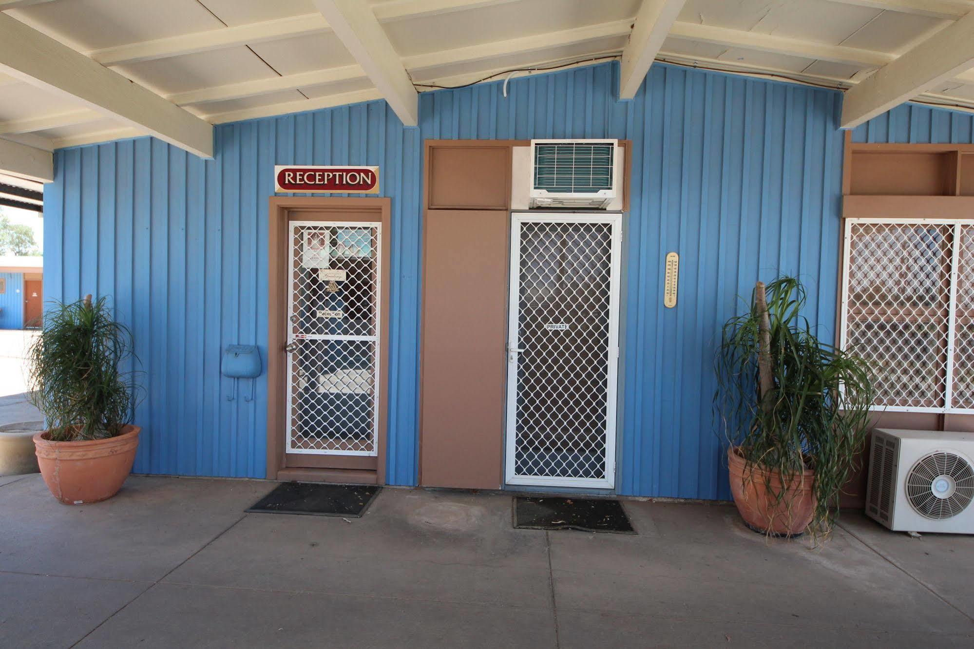 Coolabah Motel Walgett Exterior photo